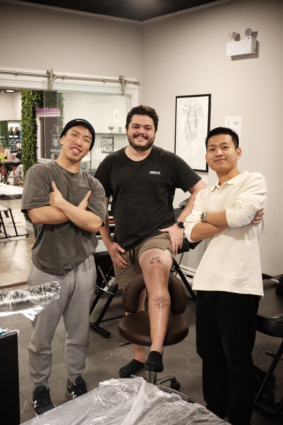 marcus-with-colleagues-tattoo-course